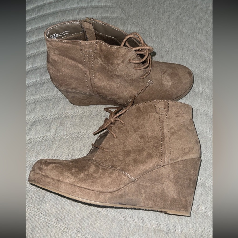 wedged booties